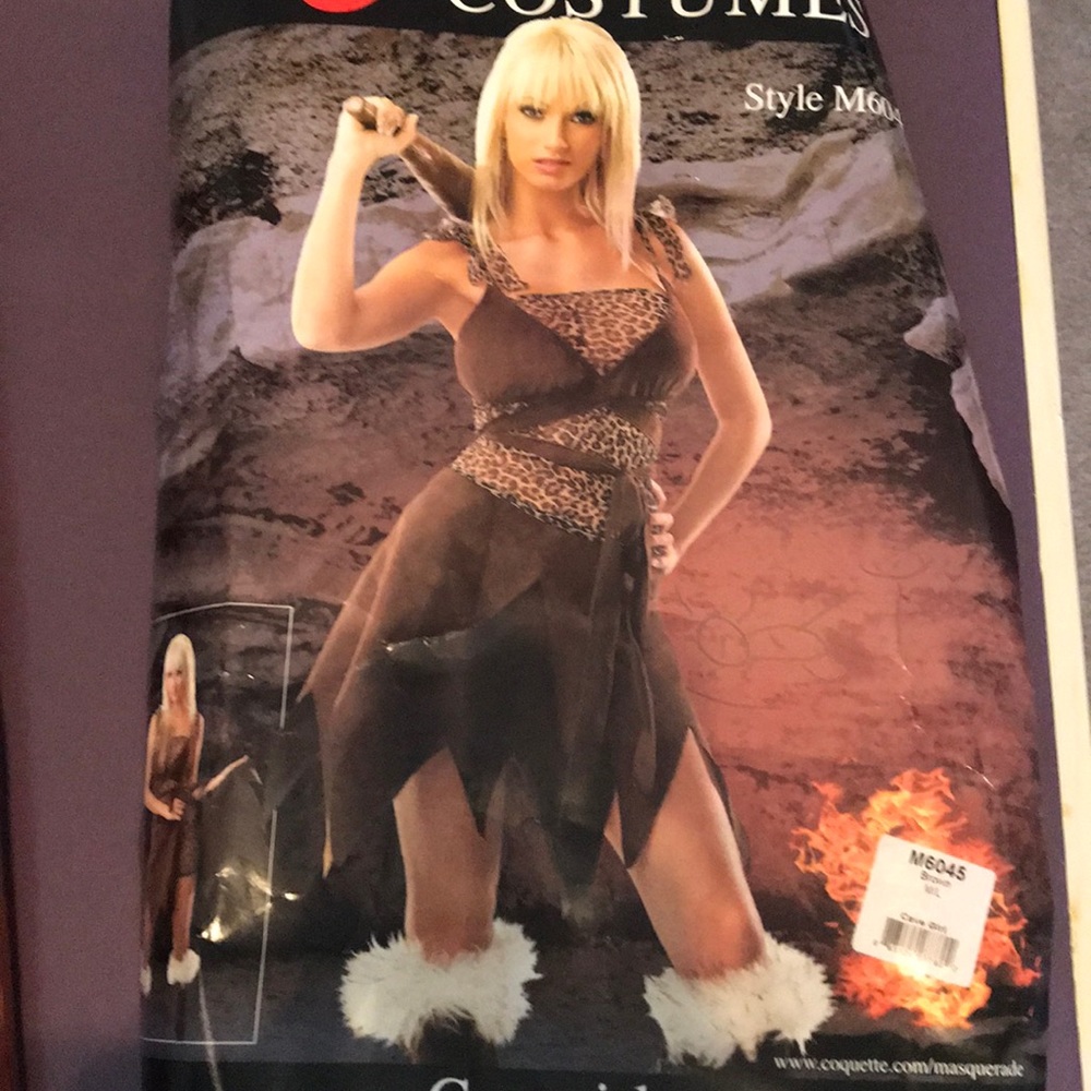 Complete cavegirl costume